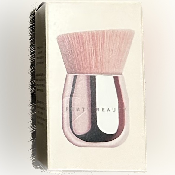 Fenty Beauty Makeup Fenty Kabuki Brush Poshmark